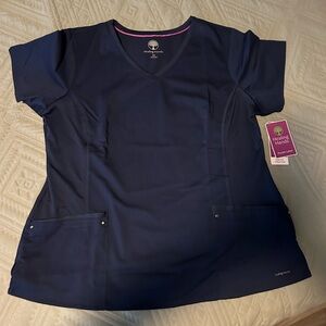 Women’s scrub top